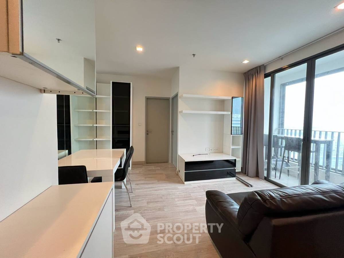 picture 2-BR Condo at Ideo Mobi Rama 9 near MRT Phra Ram 9 (ID 3452234) - 1/9
