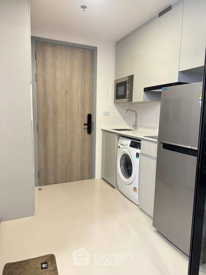 picture 200m To MRT Huai Khwang | 1-BR Condo At SOHO Bangkok Ratchada (ID 3372618) - 6/10