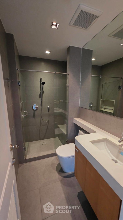 picture 23rd-Floor 3-BR 210 Sqm Athenee Residence Near BTS Phloen Chit (ID 2228805) - 20/21