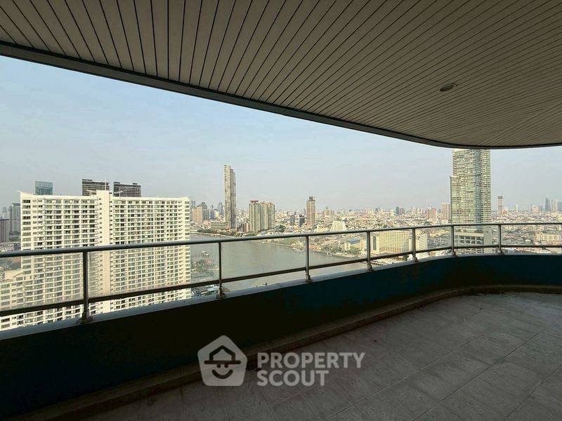picture Spacious 3-BR 243 Sqm Watermark Chaophraya Near BTS Krung Thon Buri (ID 3452239) - 13/20