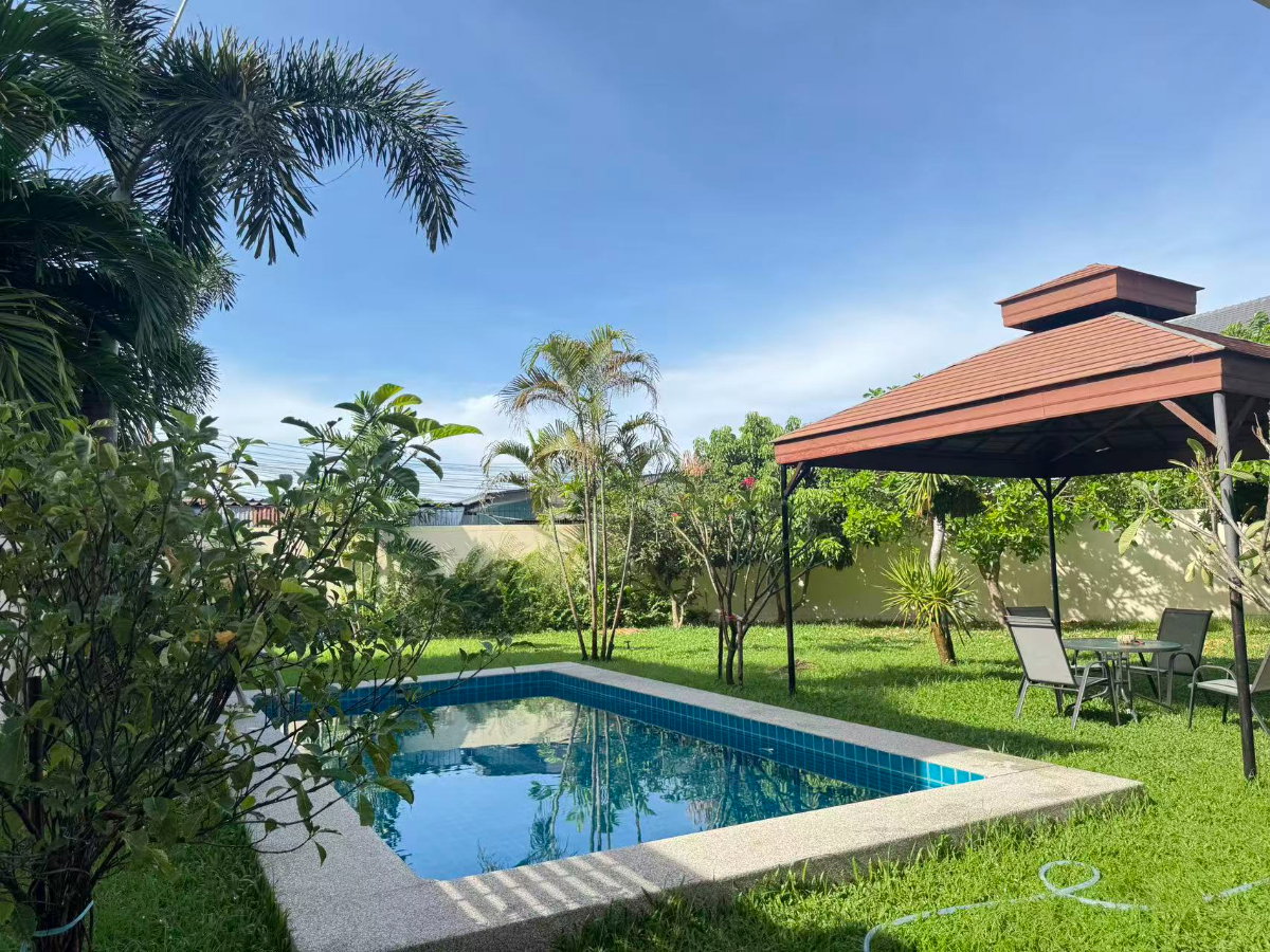 รูป บ้านเดี่ยวพร้อมสระส่วนตัวพื้นที่กว้าง 125ตร.ว 4นอน 5น้ำในโครงการใกล้สุขุมวิทพัทยา - รูปที่ 2/18