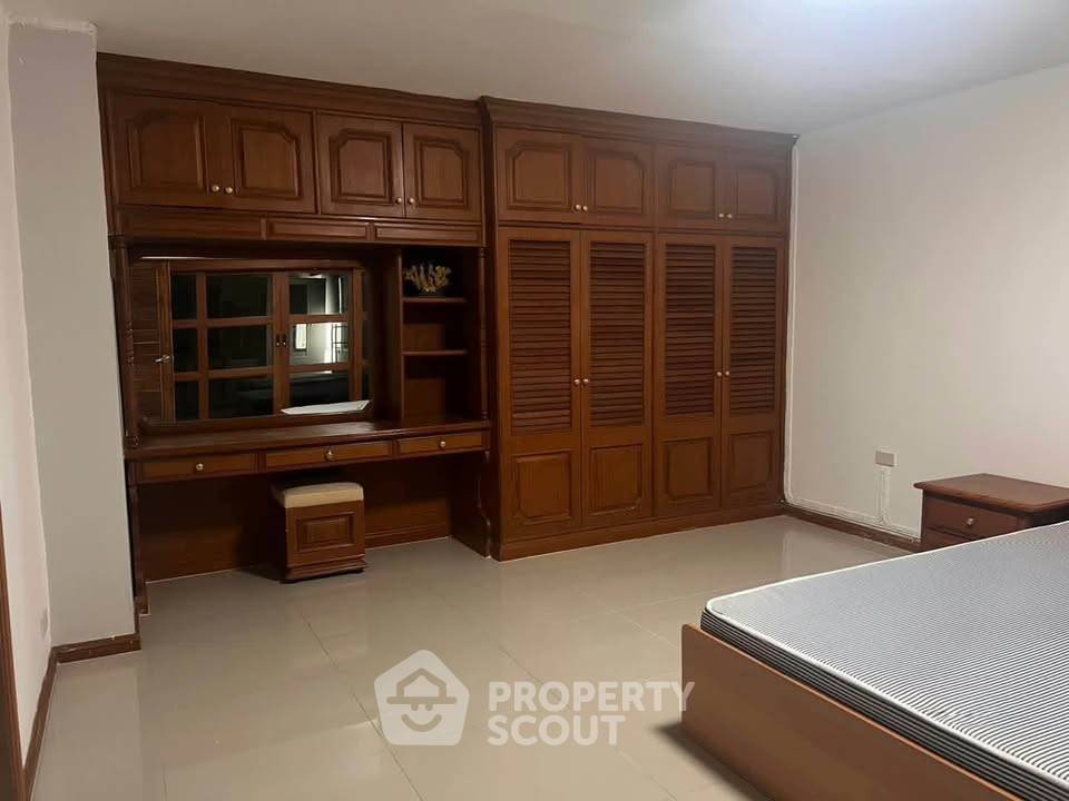 picture 2-BR Hillside 3 Condominium In Nimman, Chiang Mai (ID 3451725) - 10/24