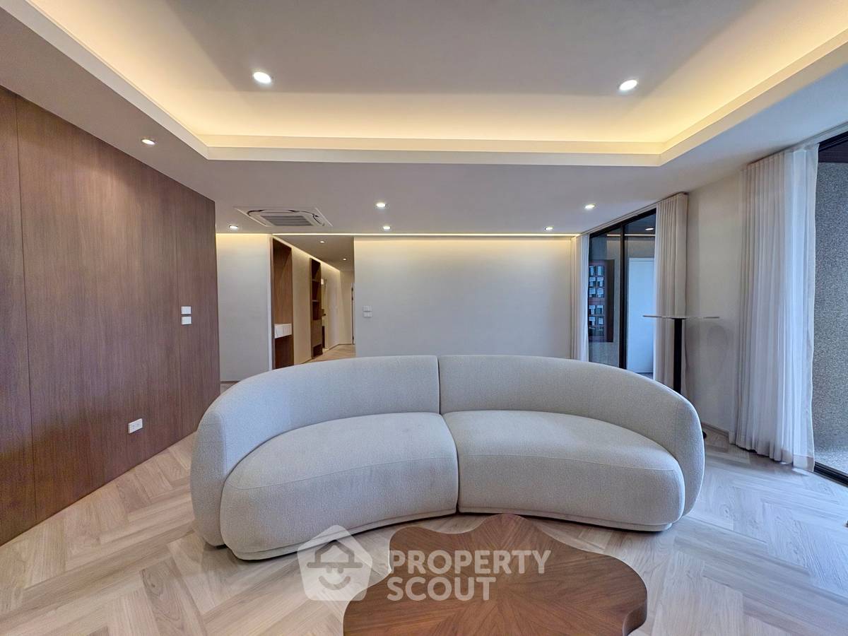 picture 3-BR Condo at Asoke Tower near MRT Phetchaburi (ID 3453732) - 2/19