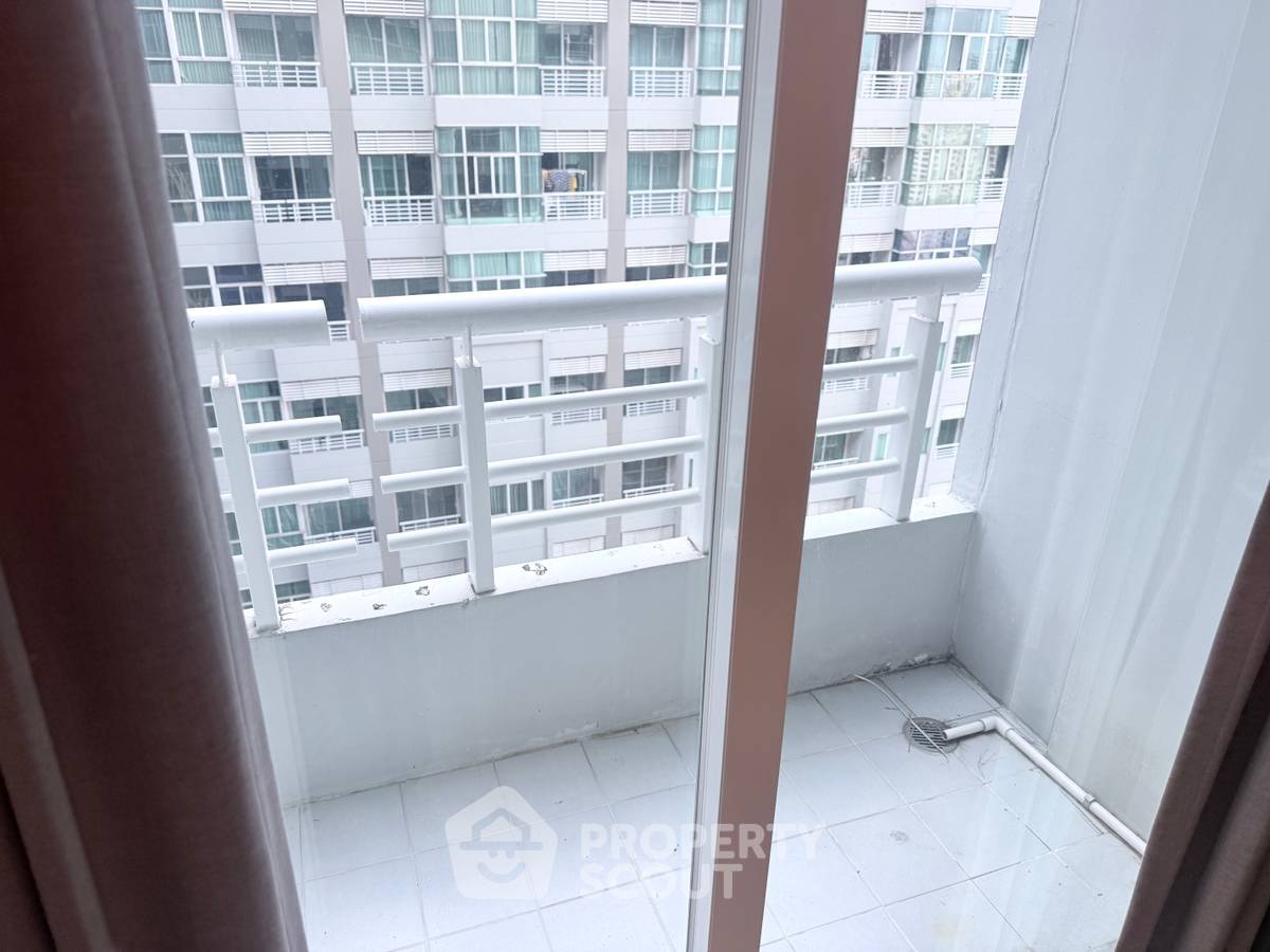 picture 2-BR Condo at The Fourwings Residence in Hua Mak (ID 3373332) - 14/14