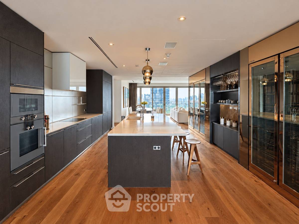 picture 3-BR 387 Sqm High-Floor 185 Rajadamri Near BTS Ratchadamri (ID 3452433) - 2/28