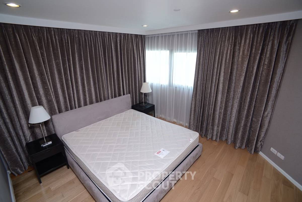 picture 24th-Floor 2-BR At Sathorn Gardens Near MRT Silom (ID 1544499) - 14/14