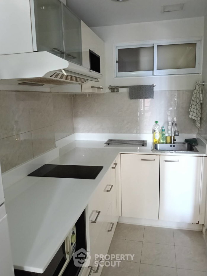 picture 200m To BTS Phrom Phong | 2-BR Lumpini Suite Sukhumvit 41 (ID 3450136) - 14/15