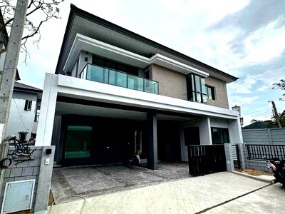 Houses for rent Ramkhamhaeng Road : Detached House: The City Rama 9 - Ramkhamhaeng | Corner unit with Private garden | 4 Bedrooms 5 Bathrooms Fully Furnished