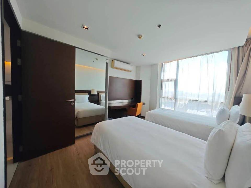 picture 2-BR Condo at Sathon Heritage Residences near BTS Chong Nonsi (ID 3451162) - 7/12