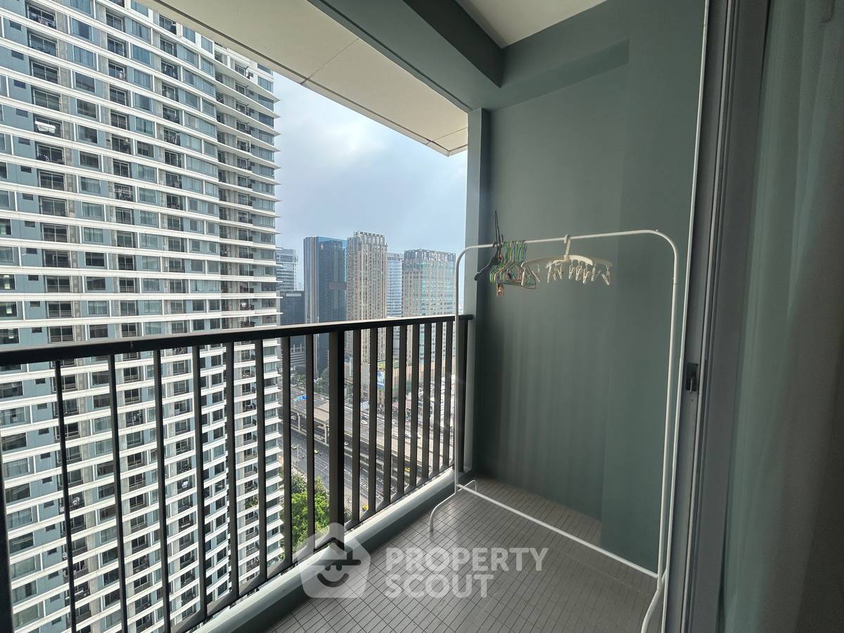 picture 28th-Floor 2-BR The Saint Residences Near MRT Phahon Yothin (ID 3452712) - 13/20
