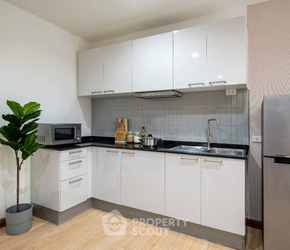 picture 2-BR Condo At The Seed Musee Sukhumvit 26 Near BTS Phrom Phong (ID 3451953) - 19/29