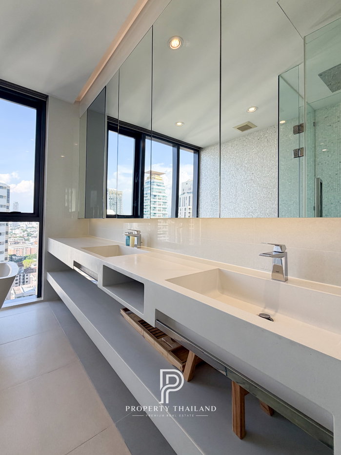picture FOR RENT VITTORIO SUKHUMVIT 39 , 2 BEDROOM PRICE 160,000 THB - 21/24