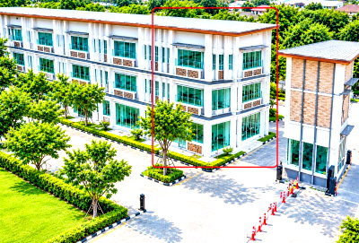 Townhouses for rent Suan Dusit University : 			50% more spacious than standard units. Features 9 air conditioning units. Located near EGAT (Rama VII Bridge) in Bang Kruai—just 2.60 km          