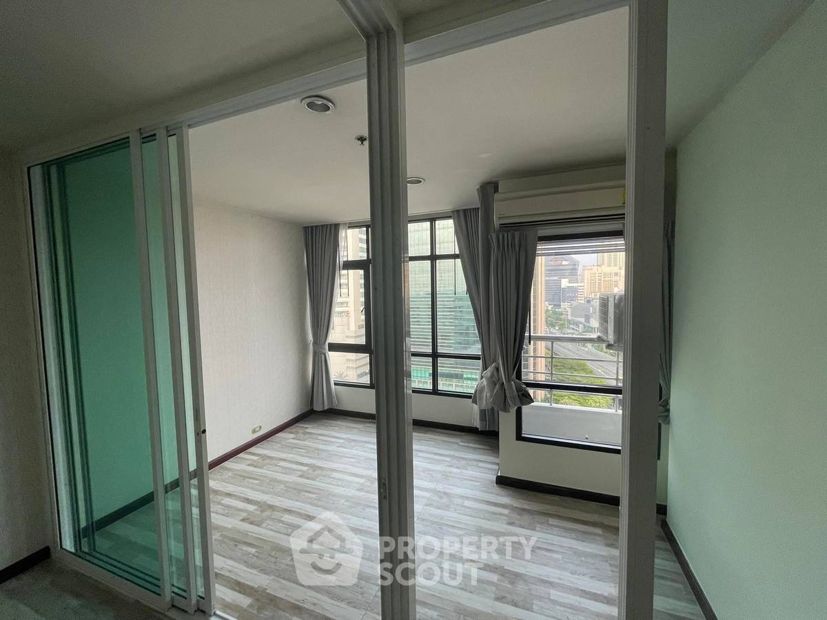 รูป คอนโด 1-ห้องนอน ที่ พญาไทเพลส คอนโดมิเนียม ใกล้ BTS พญาไท (ID 3452242) - รูปที่ 1/15