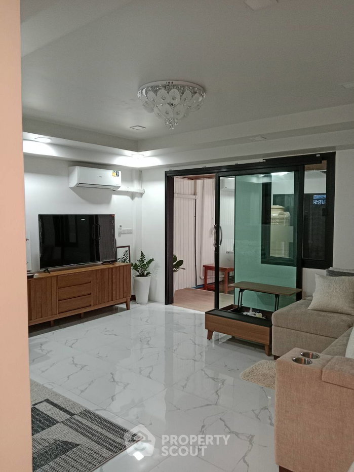 picture 3-BR Condo For Sale At Baan Sukhumvit Near BTS Thong Lor (ID 3452411) - 5/37