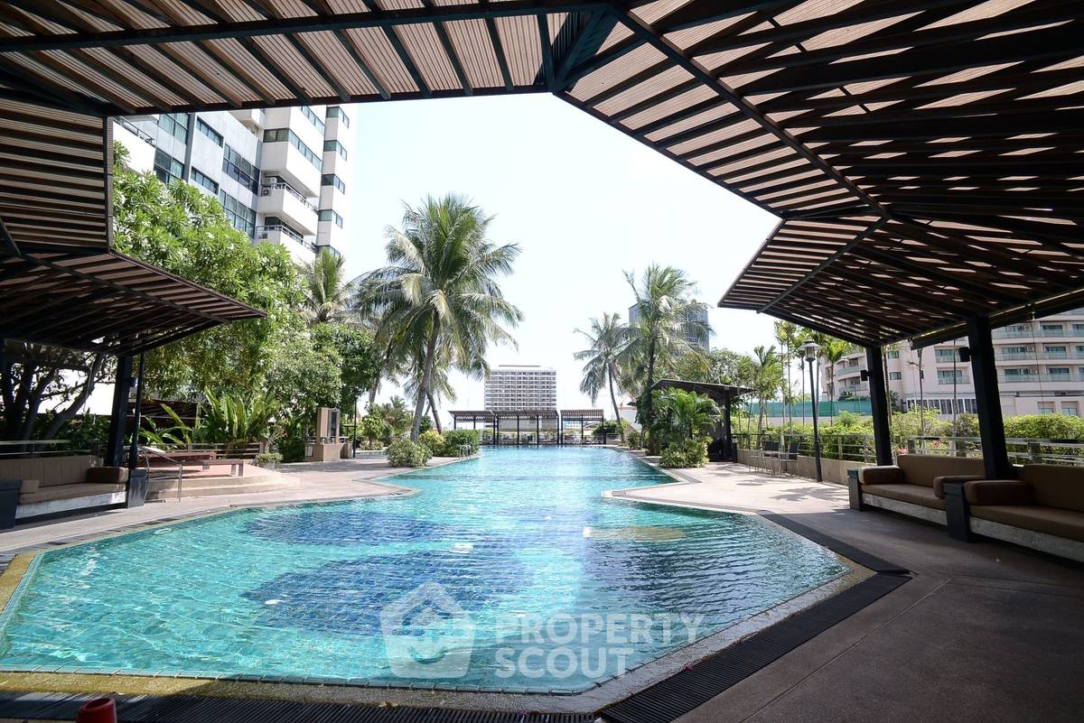 picture 24th-Floor 2-BR At Sathorn Gardens Near MRT Silom (ID 1544499) - 13/14