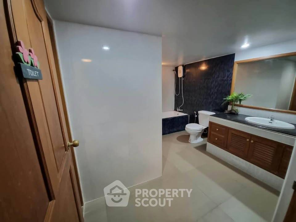 picture 2-BR Hillside 3 Condominium In Nimman, Chiang Mai (ID 3451725) - 13/24