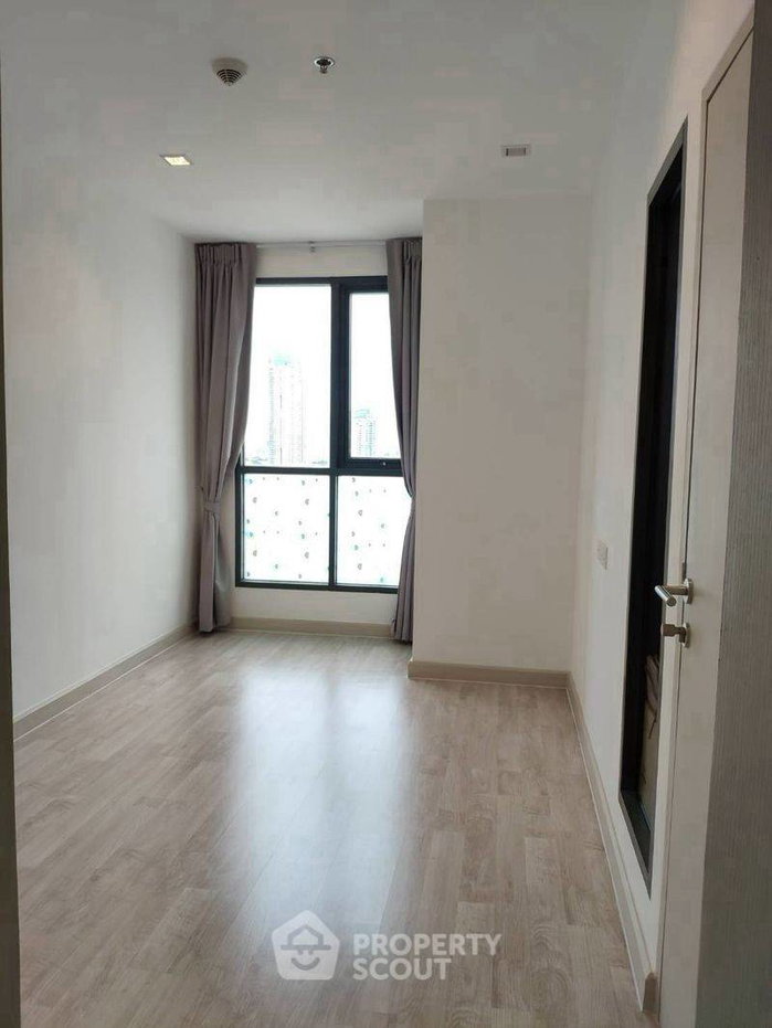 รูป คอนโด 1-ห้องนอน ที่ ไอดีโอ โมบิ สาทร ใกล้ BTS กรุงธนบุรี (ID 3452233) - รูปที่ 3/12
