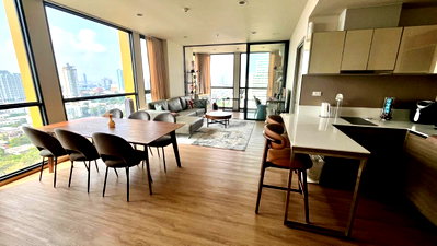 ขายคอนโด : ST837/ขาย คอนโด Luxury Design การันตีรางวัลการออกแบบยอดเยี่ยม The Issara Sathorn (ชาญอิสสระ สาทร)