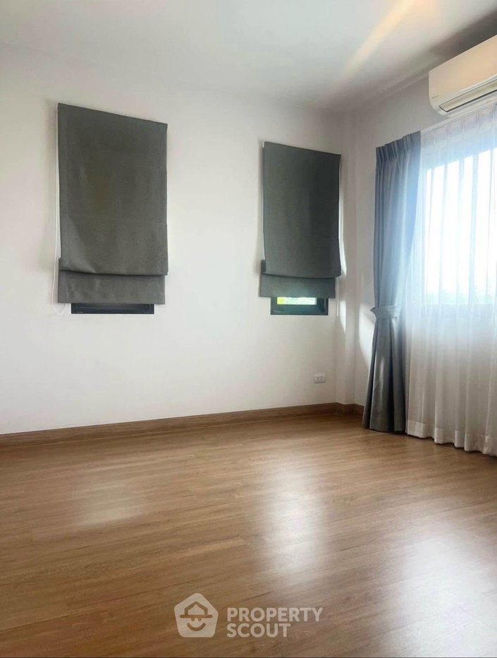 รูป บ้าน 3 ห้องนอน ขนาด 214 ตารางเมตร The City Ramintra 2 (ID 3451344) - รูปที่ 9/12
