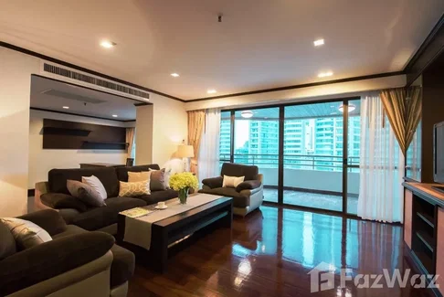 Mayfair Garden 6890584