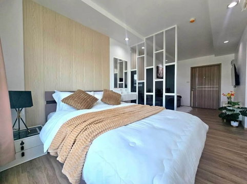 🏢 For Rent: The Royal Place Condominium, Wichit, Phuket | 1 Bedroom | 12,500 THB/Month | Internet Included