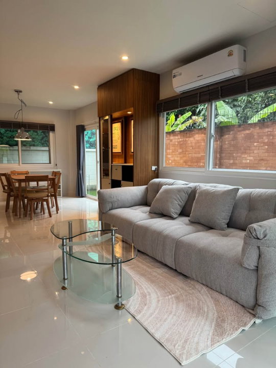 รูป 🏡✨ บ้านเช่าแปลงมุม Rare Item! ศุภาลัย เบลล่า ดอนแก้ว แม่ริม | บิวท์อินสวยทั้งหลัง มีสนามหญ้าส่วนตัว เงียบสงบ เป็นส่วนตัวสุด ๆ บ้านแบบนี้ปล่อยเช่าไว! - รูปที่ 2/17