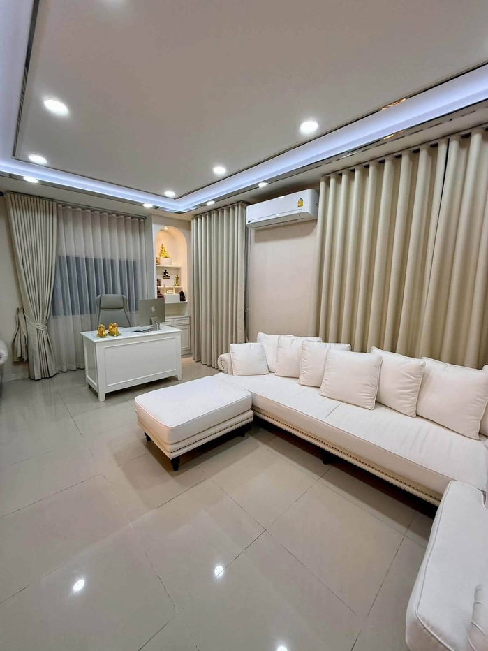 รูป 🏡 𝗟𝗔𝗟𝗜𝗡 𝗧𝗛𝗘 𝗣𝗔𝗧𝗧𝗜𝗦𝗦𝗘 ✨ | บ้านสไตล์ฝรั่งเศส | 𝟰 ห้องนอน 𝟯 ห้องน้ำ | บิวท์อินหรูทั้งหลัง 💎| ค่าเช่าเพียง 𝟯𝟬,𝟬𝟬𝟬 บาท/เดือน‼️ - รูปที่ 30/31