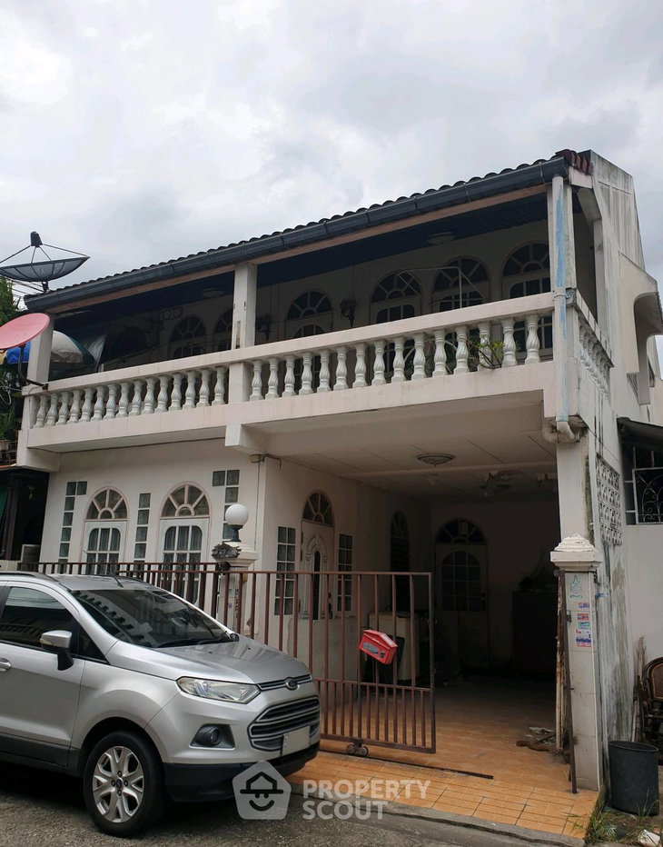 รูป ทาวน์เฮ้าส์ 3-ห้องนอน ใกล้ BTS มหาวิทยาลัยเกษตรศาสตร์ (ID 3451376) - รูปที่ 1/4