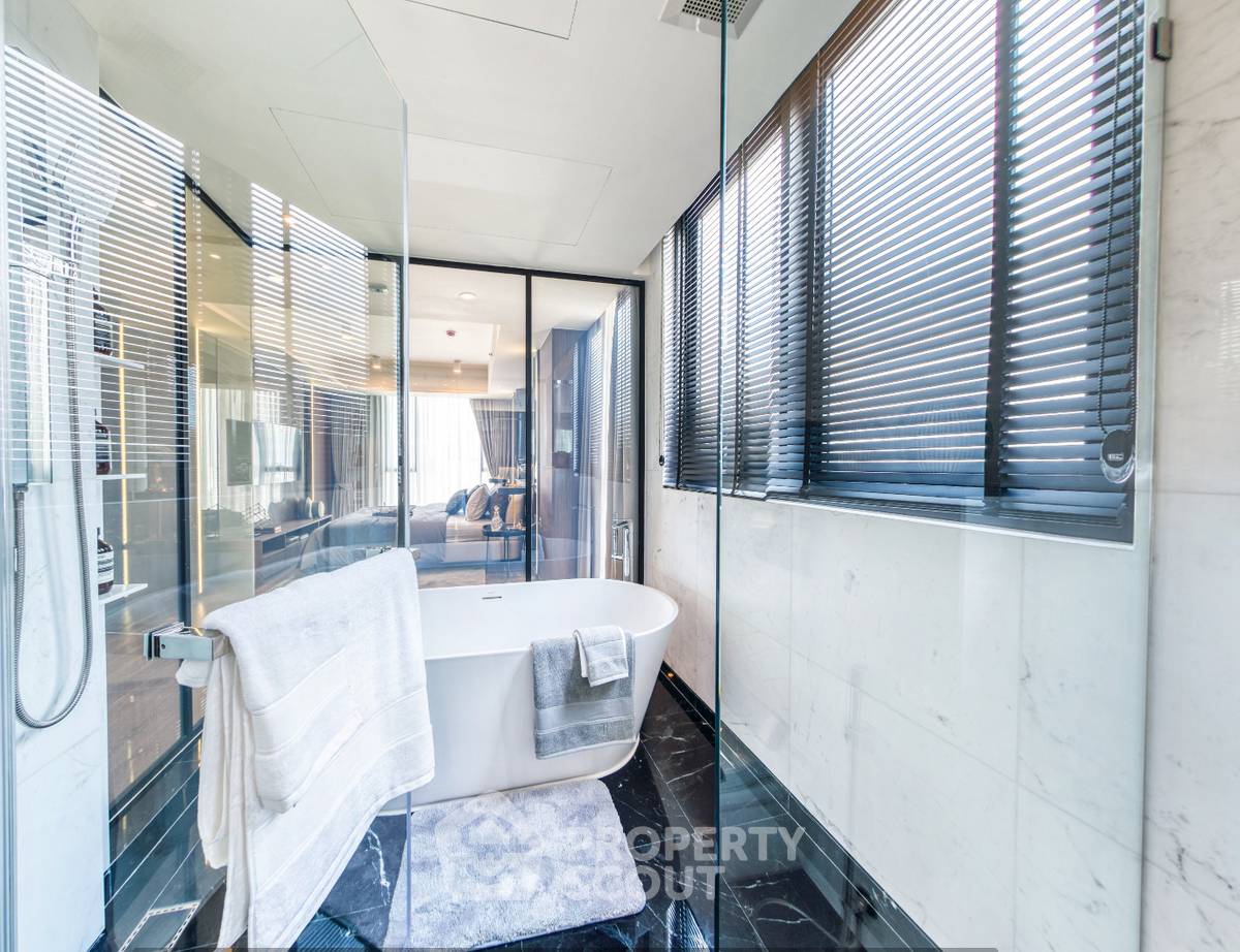 picture 3-BR Condo at Muniq Sukhumvit 23 near MRT Sukhumvit (ID 2025309) - 9/10