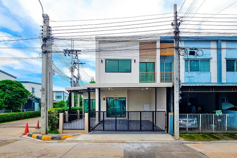 MEE. บ้านหลังมุม ต้นโครงการ 4 ห้องนอน #หมู่บ้านลุมพินี ทาวน์วิลล์ ลาดปลาดุก – บางไผ่สเตชั่น บางบัวทอง ใกล้เซ็นทรัล เวสเกต