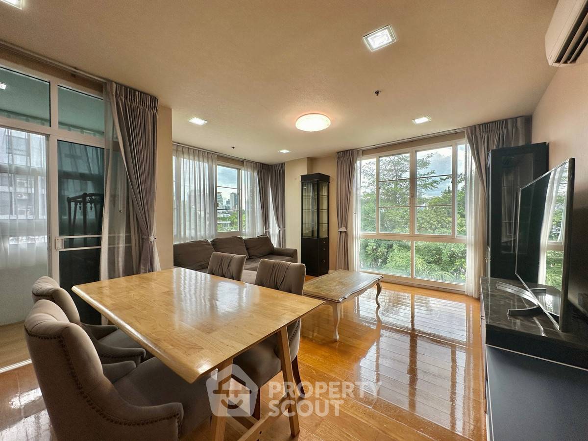 รูป คอนโด 2 ห้องนอน Villa Sikhara Condominium ย่านพร้อมพงษ์ (ID 2661873) - รูปที่ 1/5