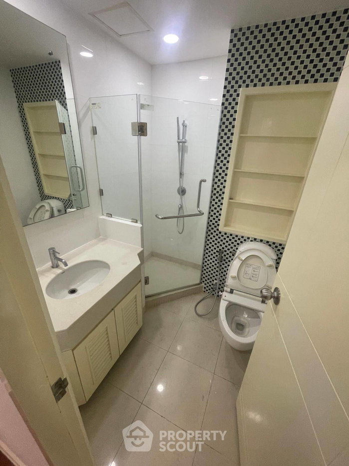 picture 20th-Floor 2-BR At Baan Siri 24 Near BTS Phrom Phong (ID 3452554) - 11/11
