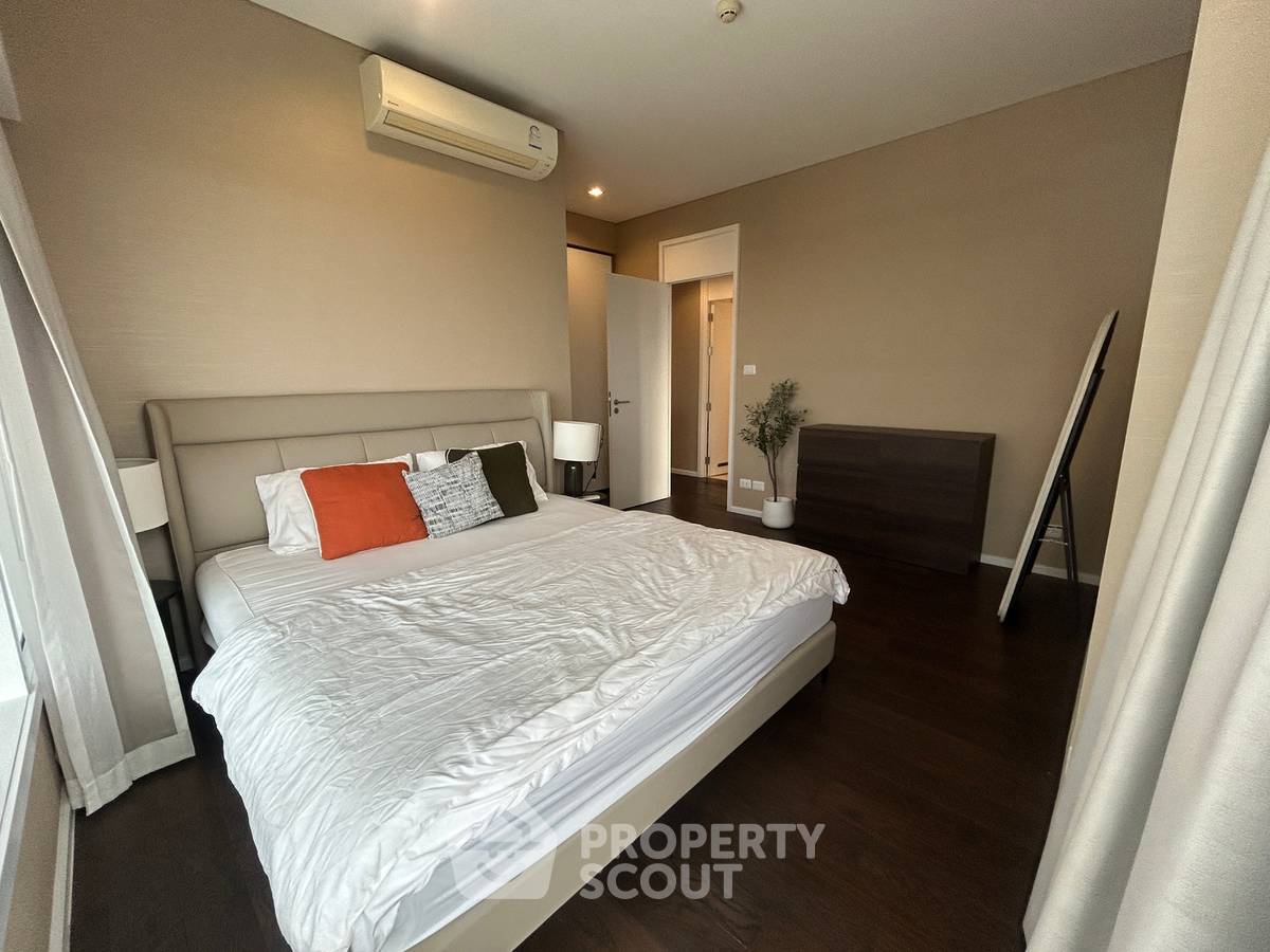 picture 100m To MRT Phahon Yothin, 29th-Floor 2-BR At The Saint Residences (ID 3452704) - 20/32