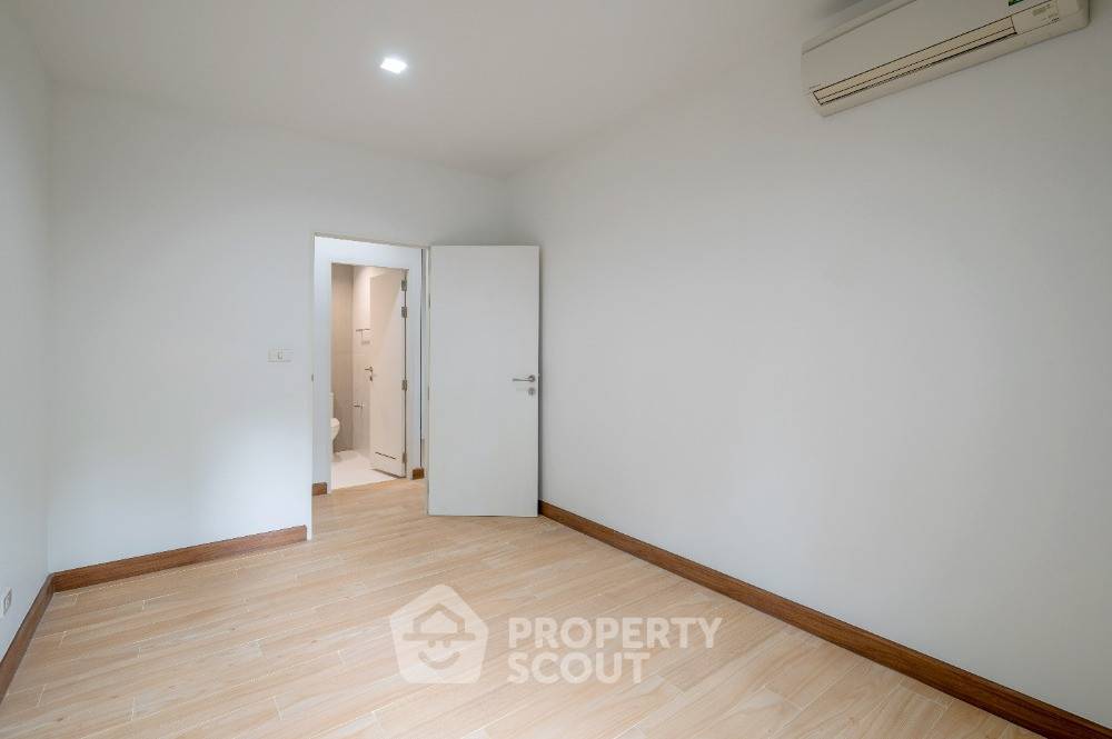 รูป ขายคอนโด 2 ห้องนอน ที่ The Seed Musee Sukhumvit 26 ใกล้ BTS พร้อมพงษ์ (ID 3451953) - รูปที่ 16/29