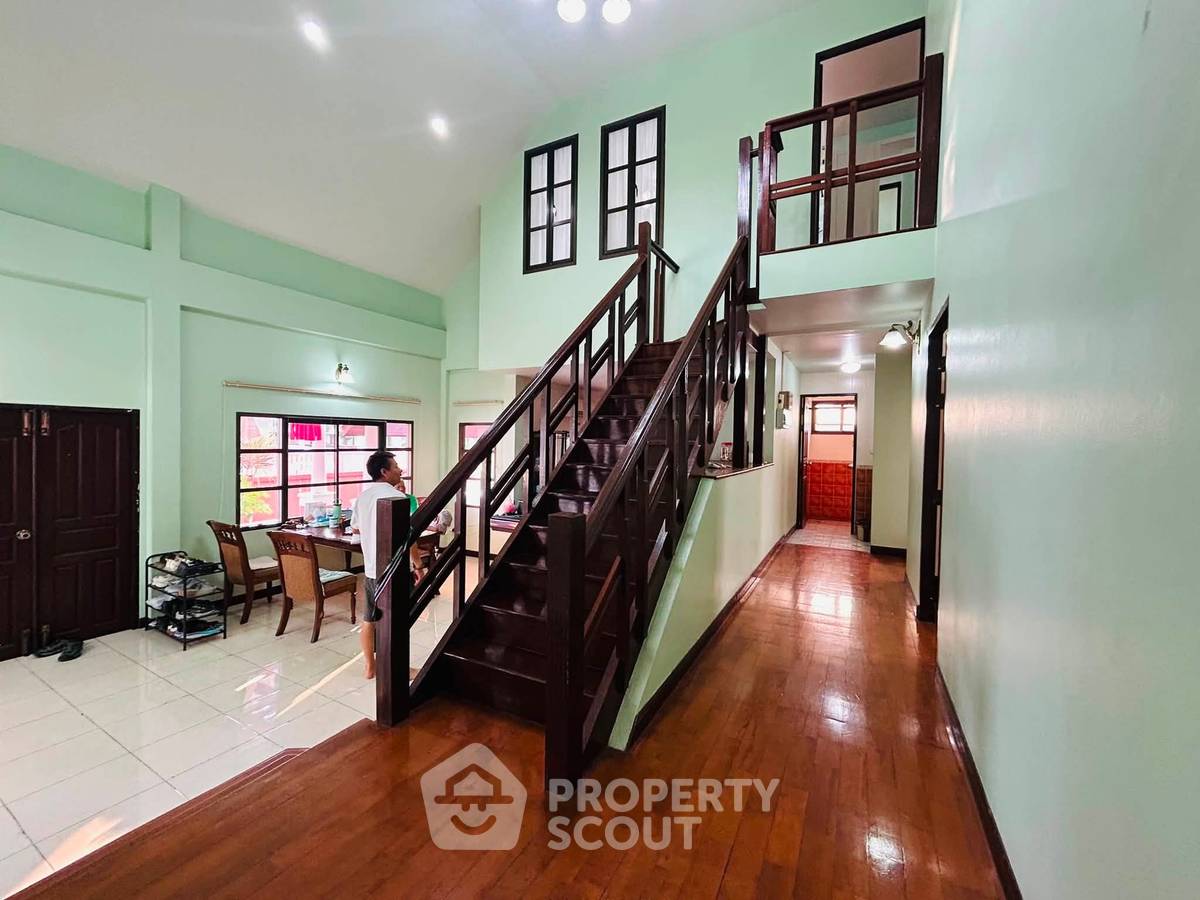 รูป บ้าน 3 ห้องนอน ขนาด 650 ตร.ม. ขายย่านพัทยาตะวันออก (ID 3452426) - รูปที่ 10/18