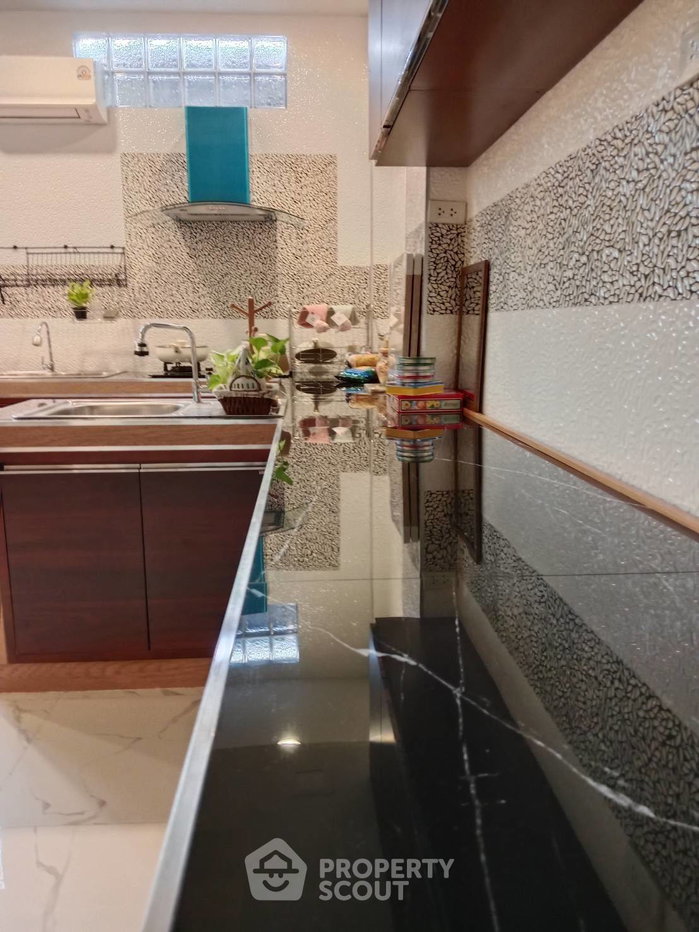 picture 3-BR Condo at Baan Sukhumvit near BTS Thong Lor (ID 3452411) - 13/37