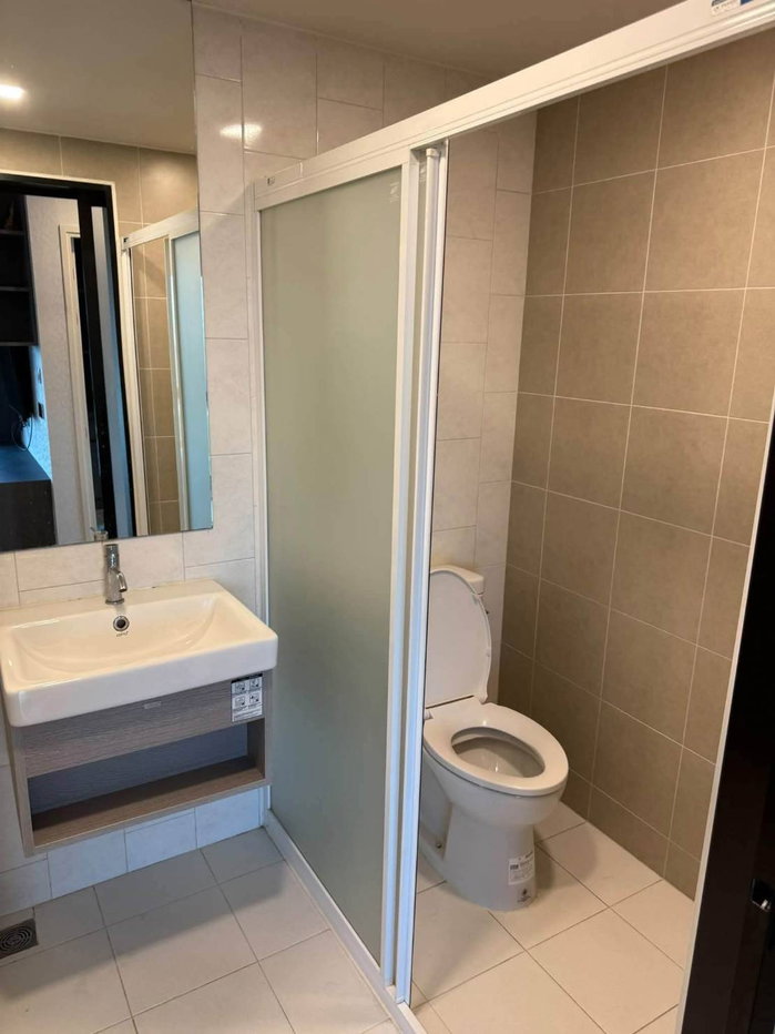 รูป 🏙️ 𝗞𝗔𝗩𝗘 𝗧𝗢𝗪𝗡 𝗦𝗛𝗜𝗙𝗧 ✨ | 𝟮 𝗕𝗘𝗗𝗥𝗢𝗢𝗠𝗦 🛏️ | ตึก D ชั้น 8 | ขนาด 𝟯𝟴 ตร.ม. | ห้องใหญ่ 2 ห้องนอน | ค่าเช่า 𝟭𝟵,𝟬𝟬𝟬 บาท/เดือน‼️ - รูปที่ 4/10