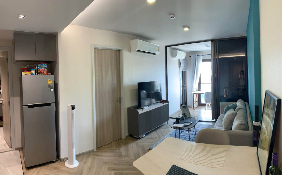 รูป For Rent/Sale  Chapter Thonglor 25  Rare Item! Top-floor corner  Size: 48 sq.m. 8th Floor  2 Bedrooms (1 Master, 1 Flexible Small Bed/Working Room)  - รูปที่ 3/13