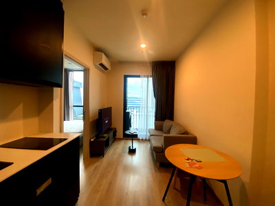 Condos for rent : Nue District R9 1Bedroom / 1Bathroom Near MRT rama9 