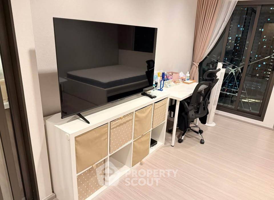picture 1-BR Condo at Life Sathorn Sierra near BTS Talat Phlu (ID 3451156) - 4/18