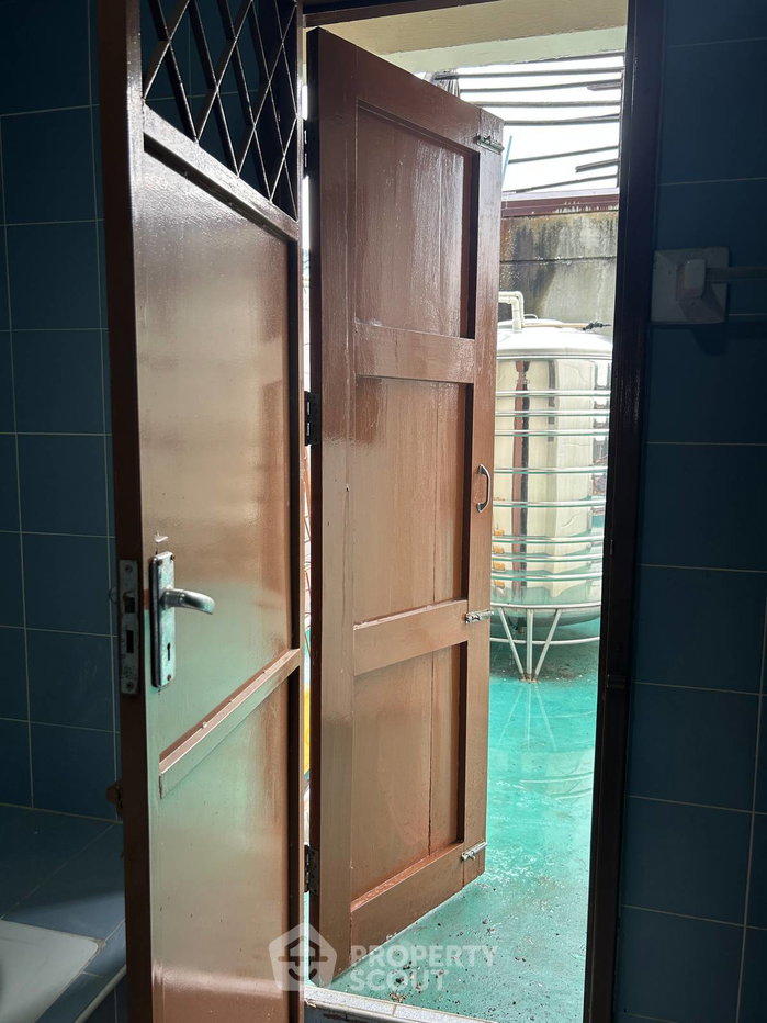 รูป ทาวน์เฮ้าส์ 4 ห้องนอน พื้นที่ 382 ตร.ม. ขายในประเวศ กรุงเทพฯ (ID 3453759) - รูปที่ 19/25