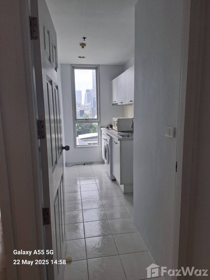 picture Life at sathorn 10 best deal 5586255 - 2/6