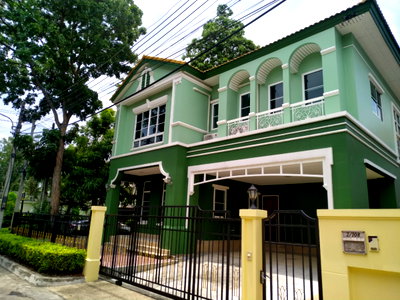 เช่าบ้านเดี่ยว วิทยาลัยการจัดการเพชรเกษม : ให้เช่า บ้านอิมเมจ เพลส พุทธมณฑลสาย 4  เนื้อที่ 65.3 ตร.ว. 4 นอน 3 น้ำ จอดรถ 2 คัน เลี้ยงสัตว์ได้  4 ห้องนอน พร้อมเฟอร์และเครื่องใช้ไฟฟ้า 