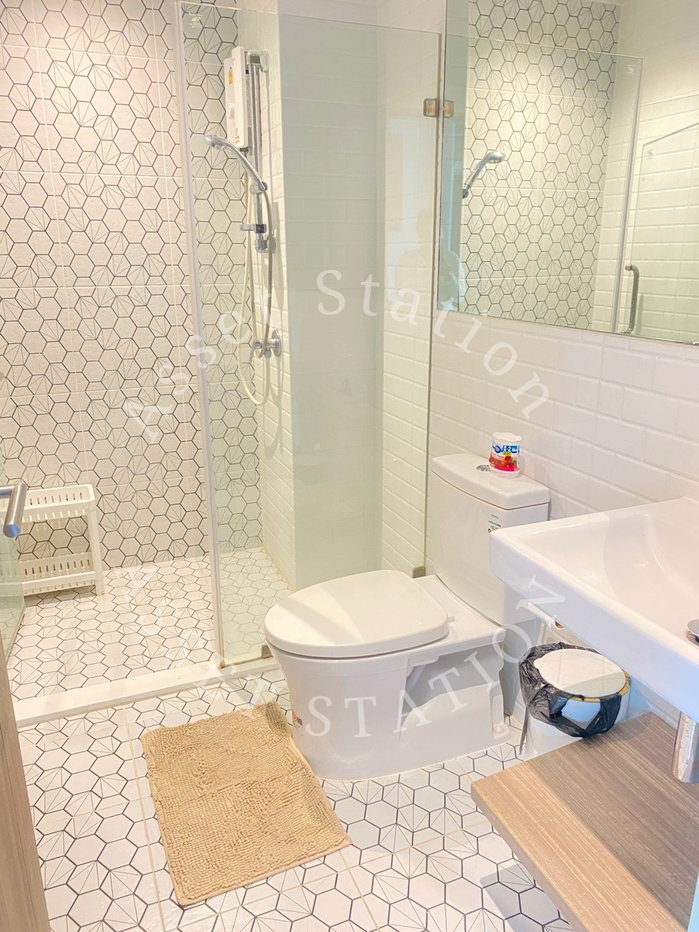 picture Altitude Unicorn Sathorn-Thapra |ð
Near The Mall Tha Phra and Talat Phlu - 9/10