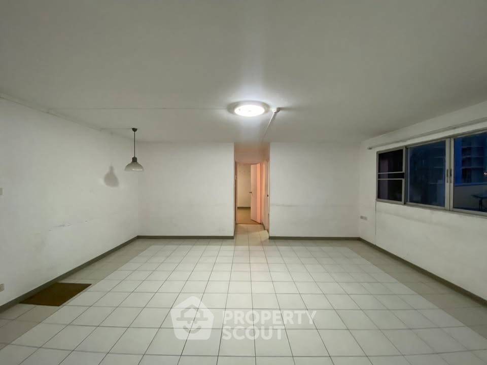 picture 2-BR Condo at Lumpini Center Ladprao 111 in Khlong Chan (ID 3454798) - 4/9