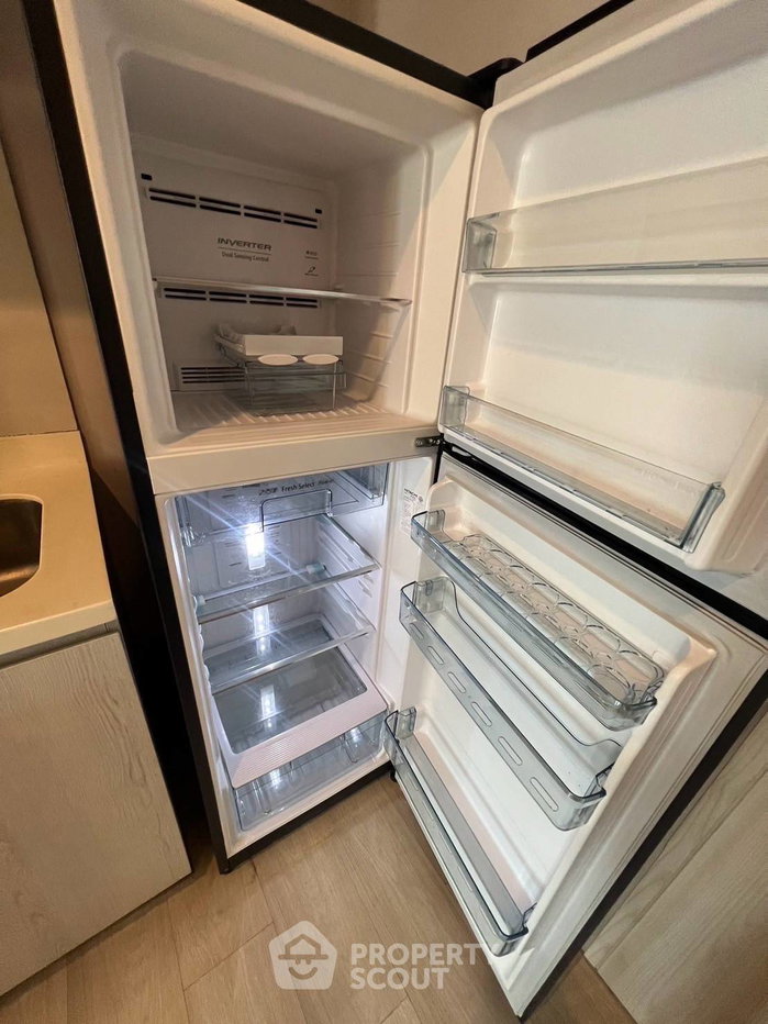 picture Studio Condo at Life One Wireless near BTS Phloen Chit (ID 3452687) - 13/20