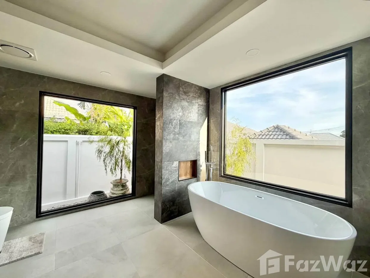 picture Beautifully Renovated Modern Pool Villa for Rent! 6895191 - 12/29