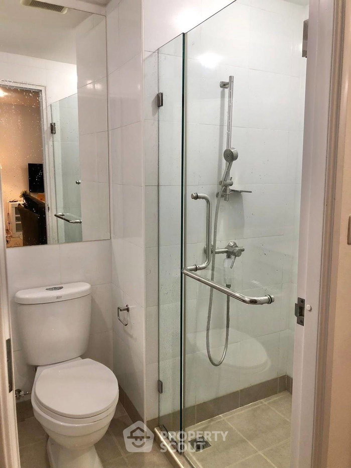 picture 2-BR Condo at Town Sukhumvit 71 near ARL Ramkhamhaeng (ID 2473888) - 9/11