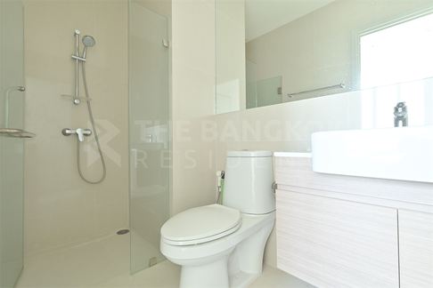 Noble Revolve Ratchada 2 Big discount, full deal near MRT Cultural Center of Thailand Station